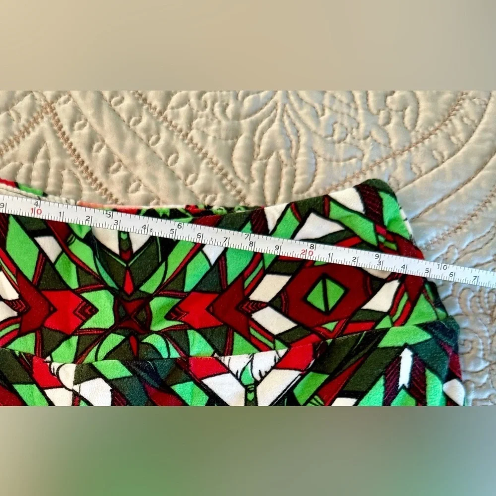 🎅 LuLaRoe Santa tween leggings soft and comfy